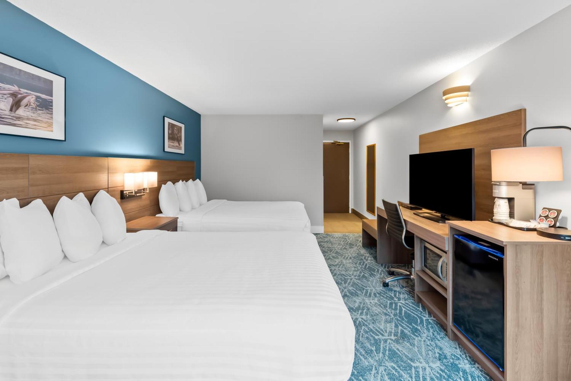 Feng, Bw Signature Collection Hotel Parksville