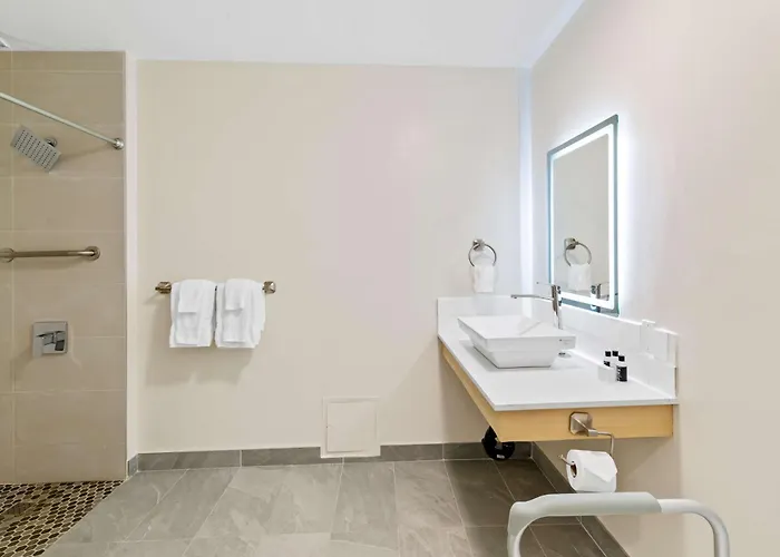 Hotel Feng, BW Signature Collection