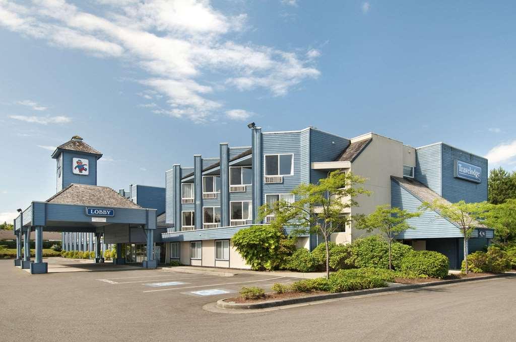 Feng, Bw Signature Collection Hotel 3*